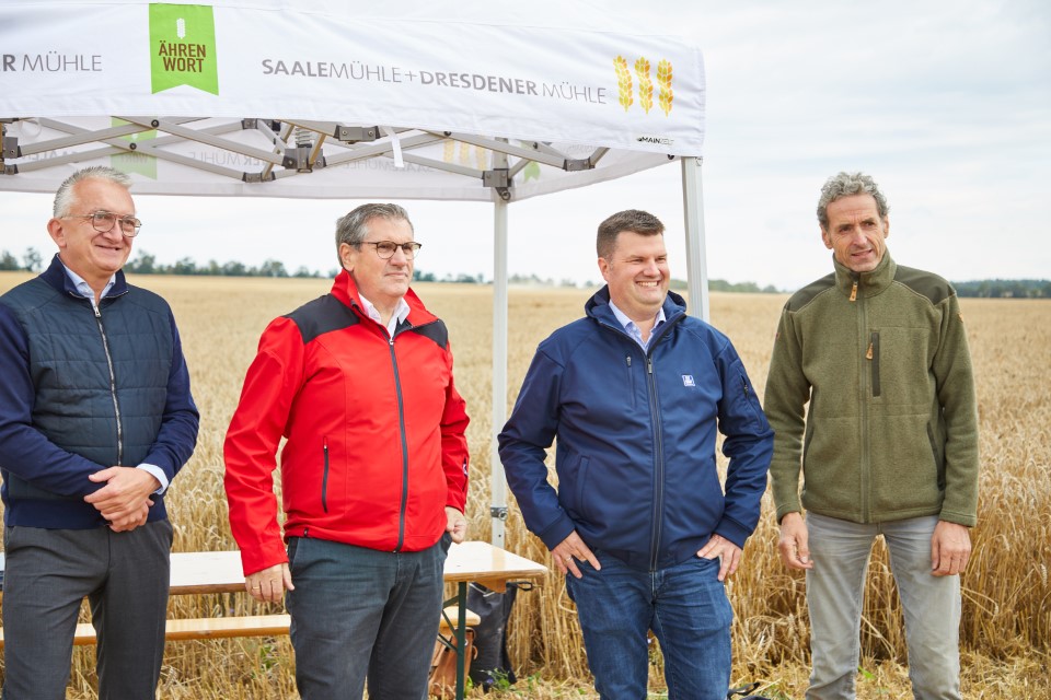 De izquierda a derecha: Michael Gutting, Norbert Lötz, Marco Fleischmann y Wilfried Mißlbeck (cerealista alemán).